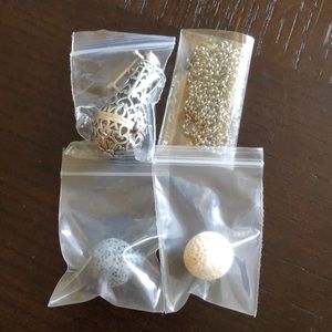 ๐NWOT Essential oil necklace